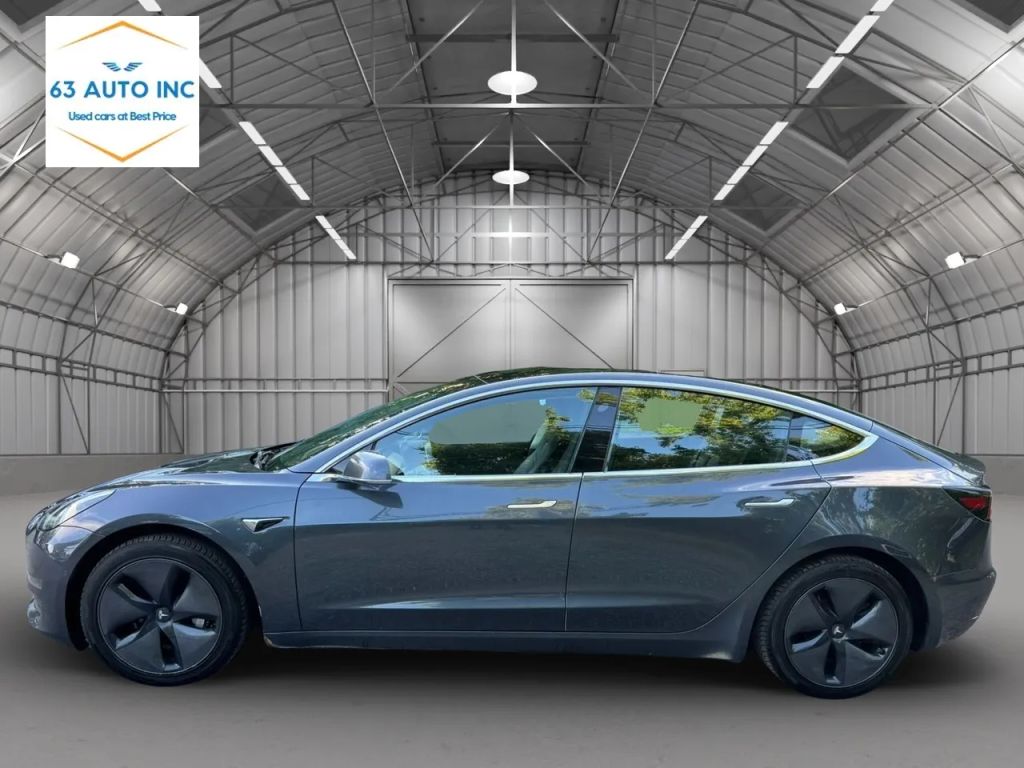 tesla model 3 2018 5YJ3E1EB3JF066494 image tesla model 3 2018 5YJ3E1EB3JF066494 image